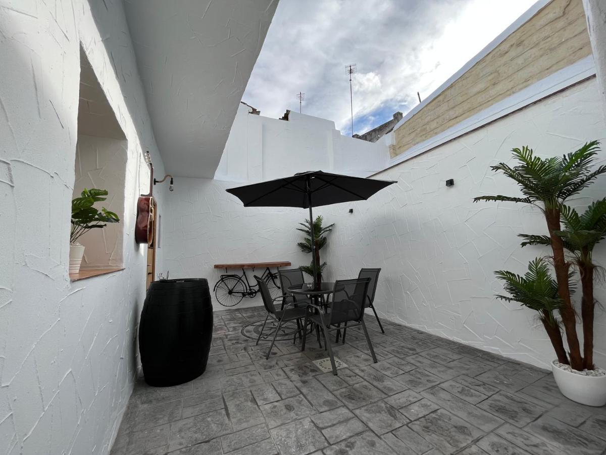 Apartamento La Lola - Patio Privado Jerez de la Frontera Ngoại thất bức ảnh