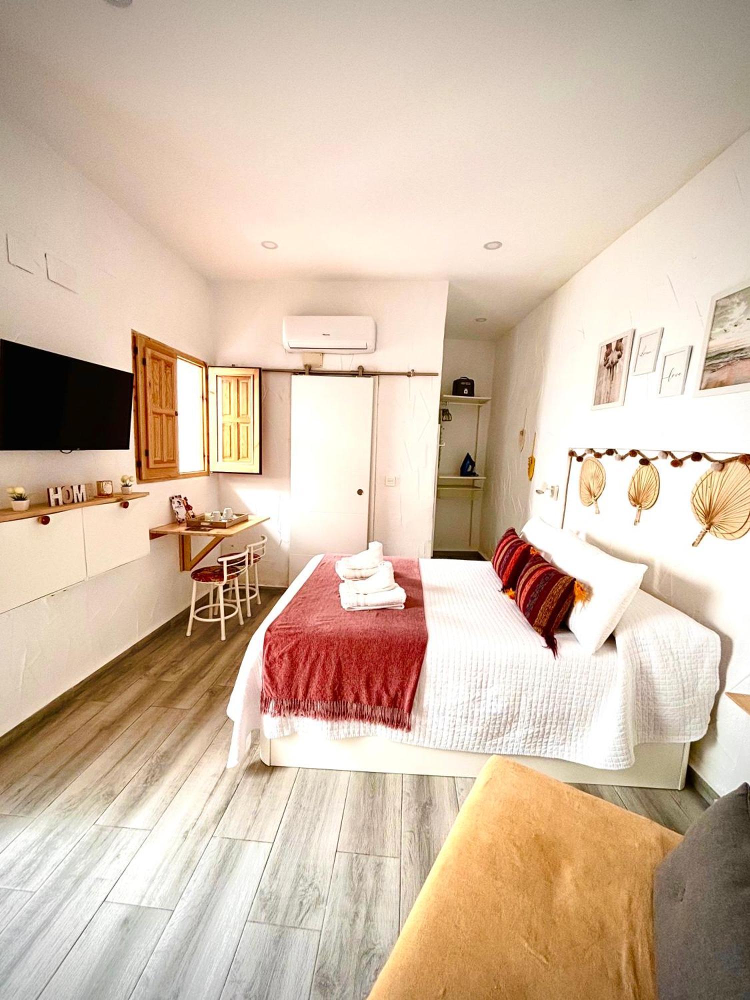 Apartamento La Lola - Patio Privado Jerez de la Frontera Ngoại thất bức ảnh